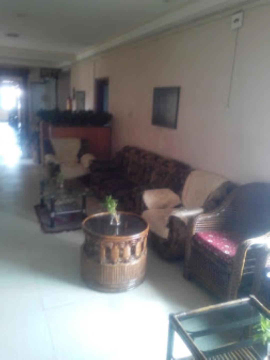 Hotel Blue Wheel,Bhubaneswar Exterior photo